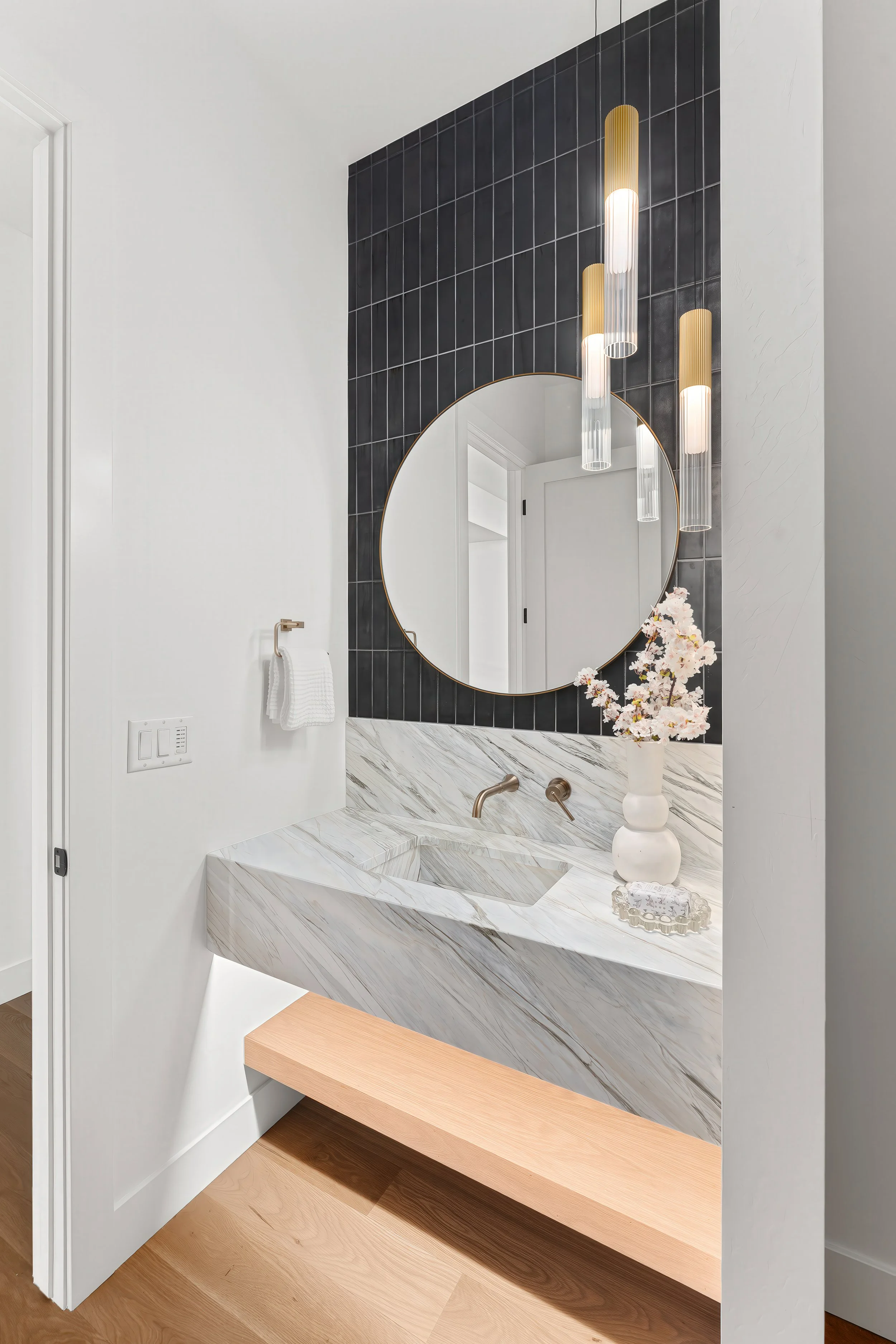 00086-3310 S Clermont Evolve Builders Denver.jpg