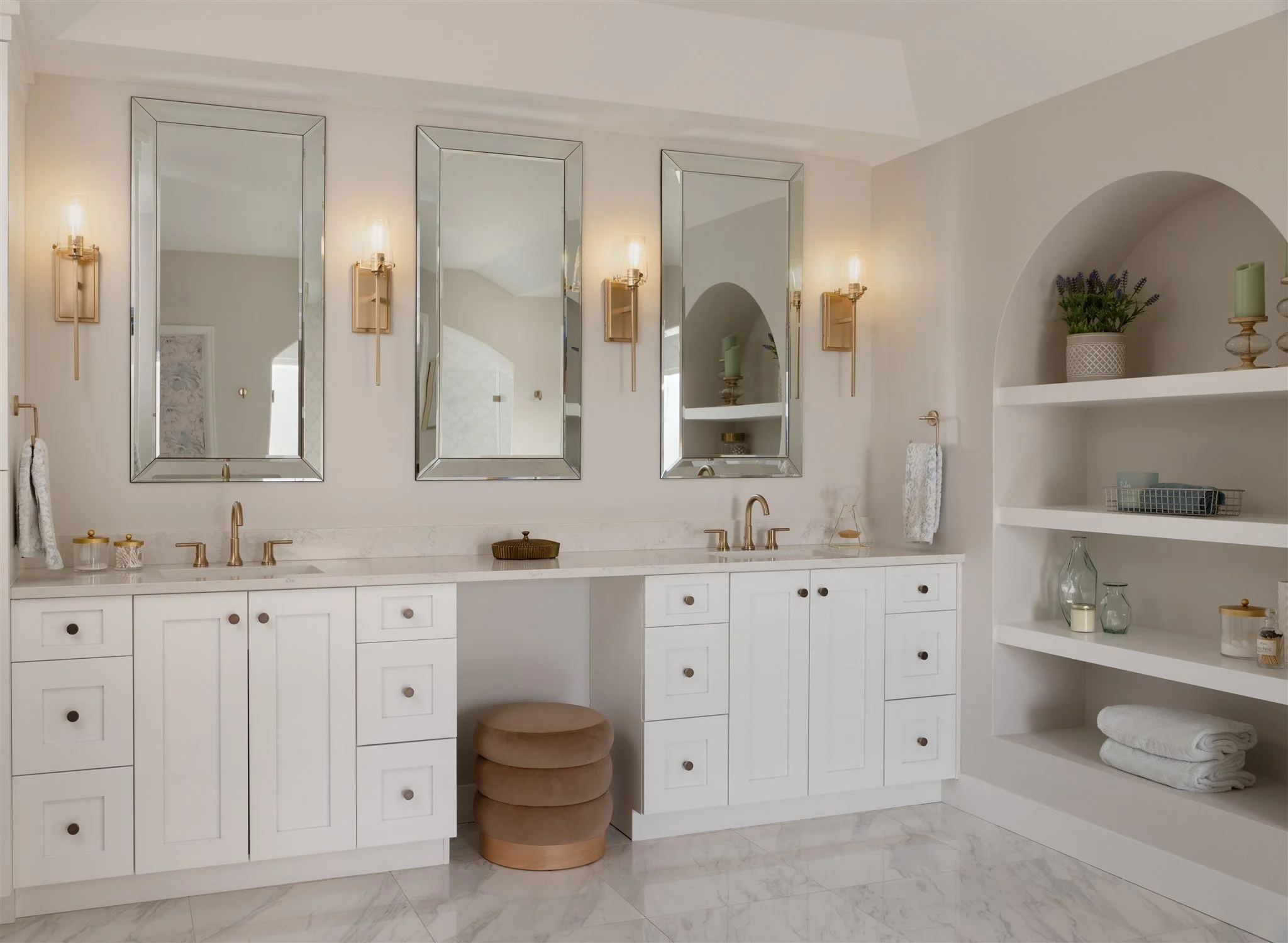 kyliefitts_lumenhomes_2250greenoaksln_10.jpg
