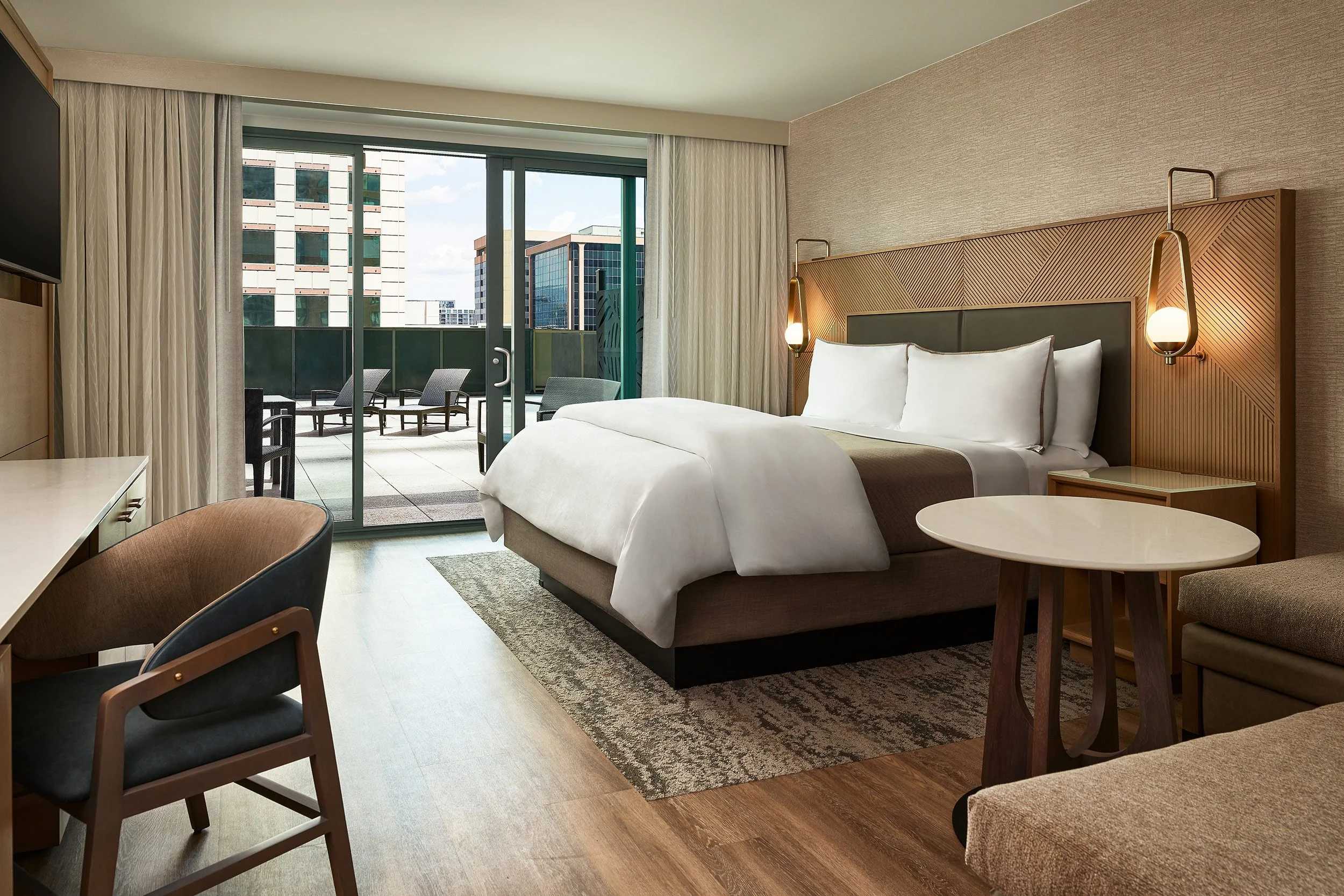 Westin_Denver_Downtown-PatioSuite-King-web.jpg