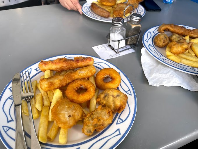 Clevedon Seafood Takeaway and Bakery 2.jpg