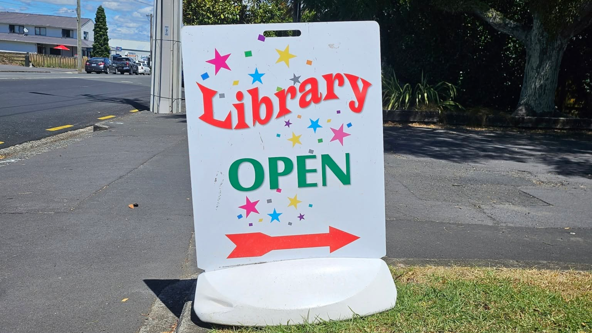 Clevedon Village Library