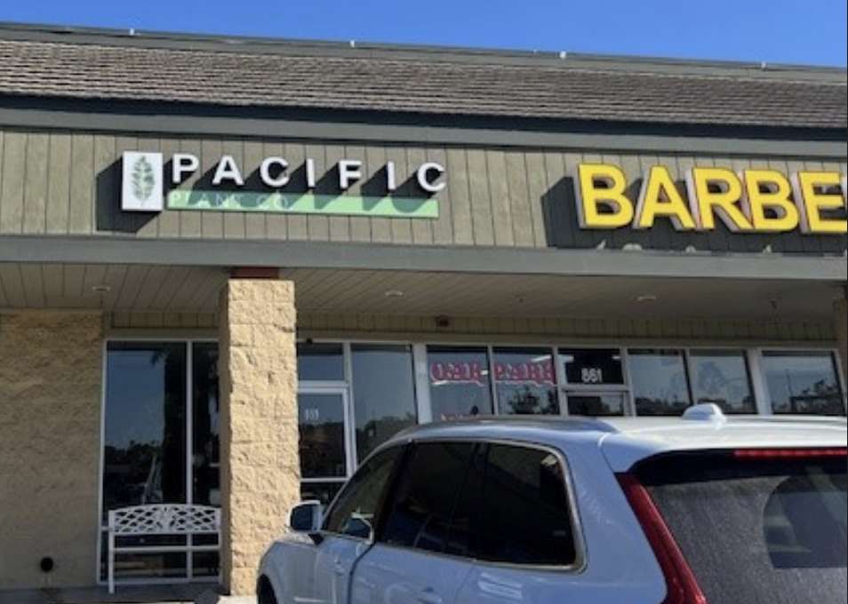 859 Oak Park Blvd.