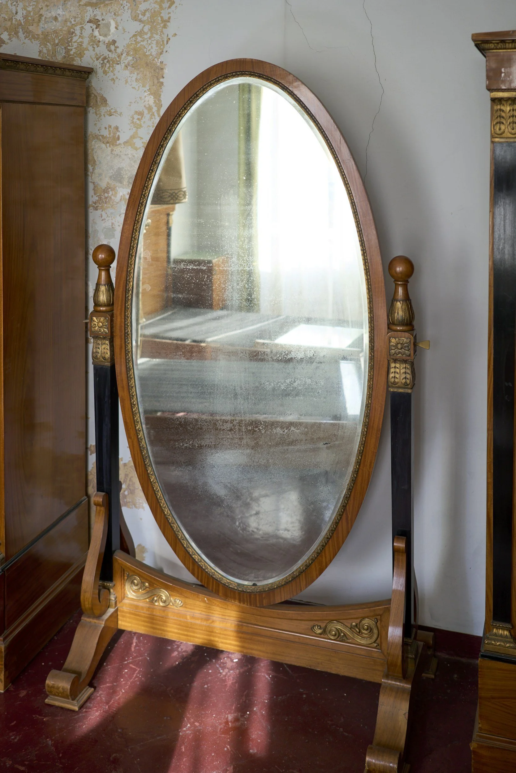 Be Your Own Mirror: Self Reflection Works (really)