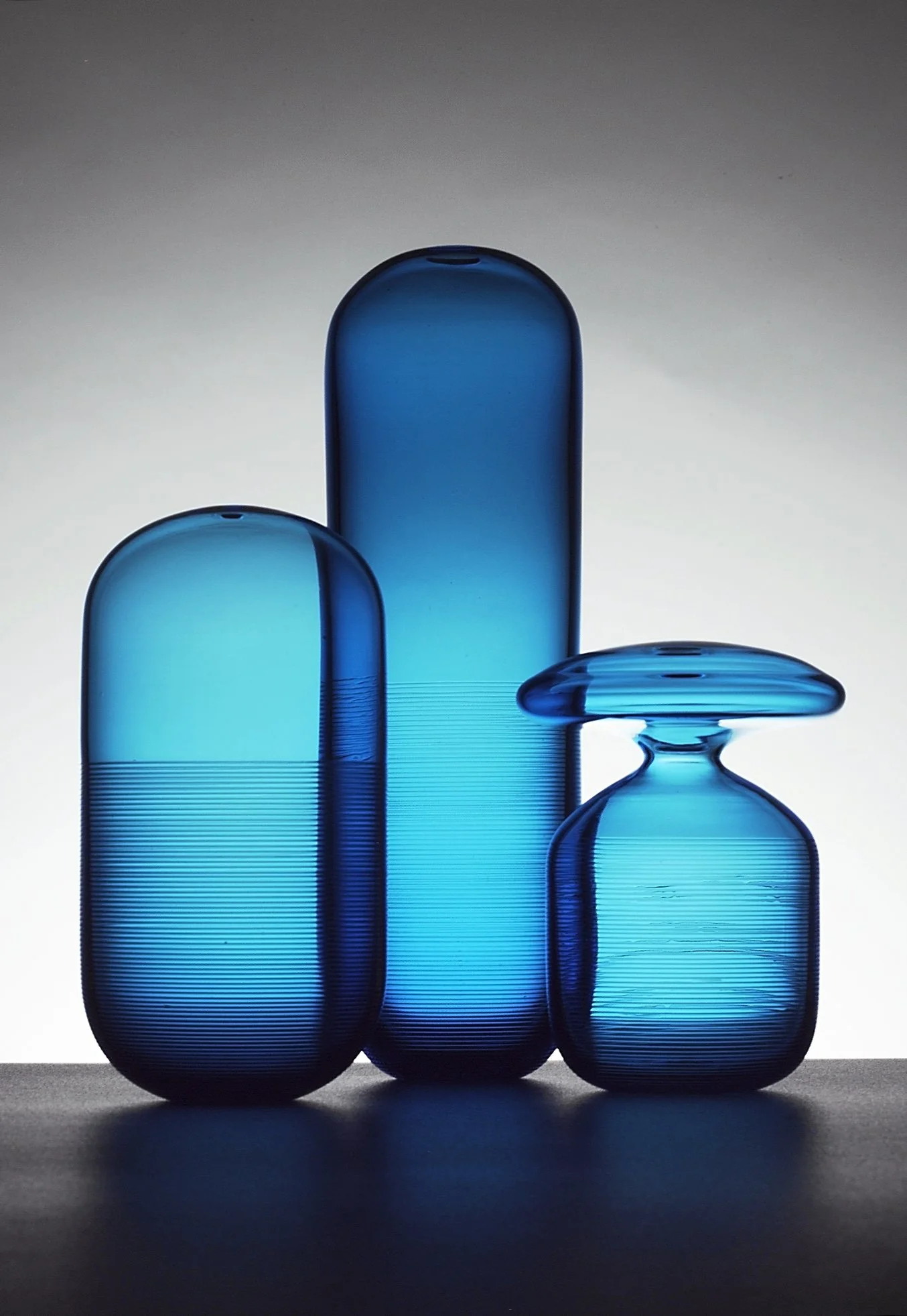 Bouba, 2004, blown glass, 390x290x230mm. 
Photographer: Greg Piper
