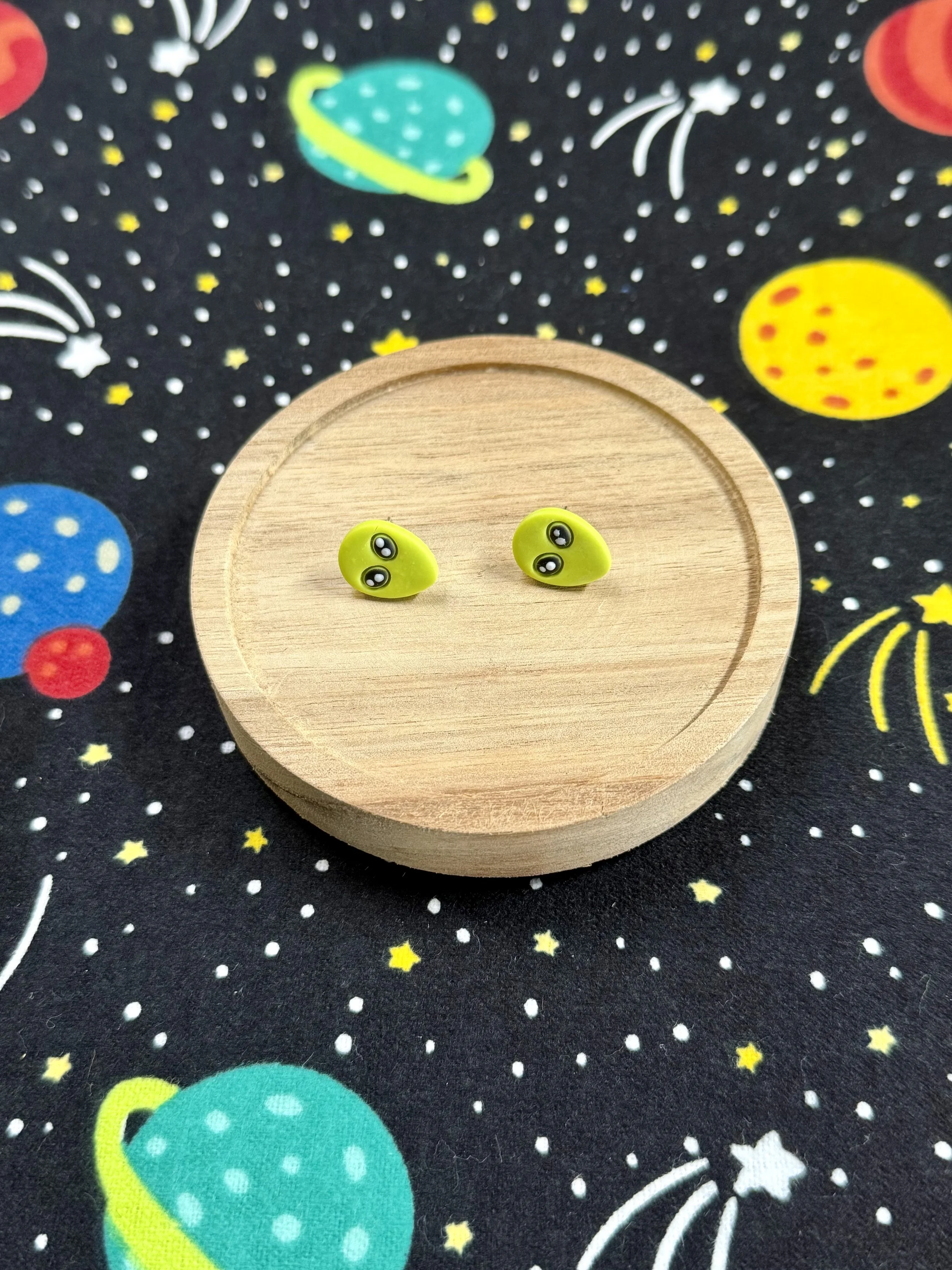 Alien Studs