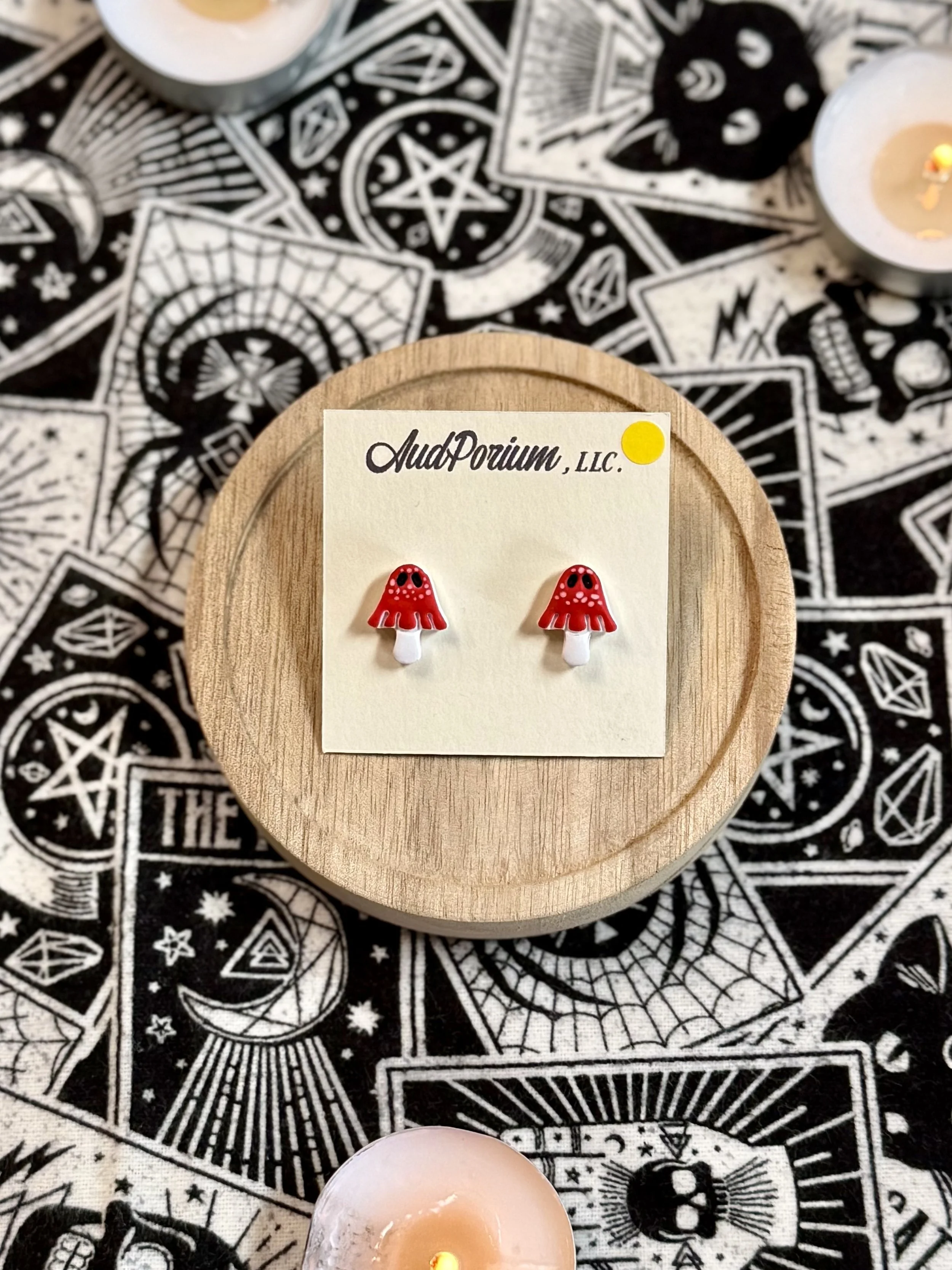 Red Shroom Ghost Studs