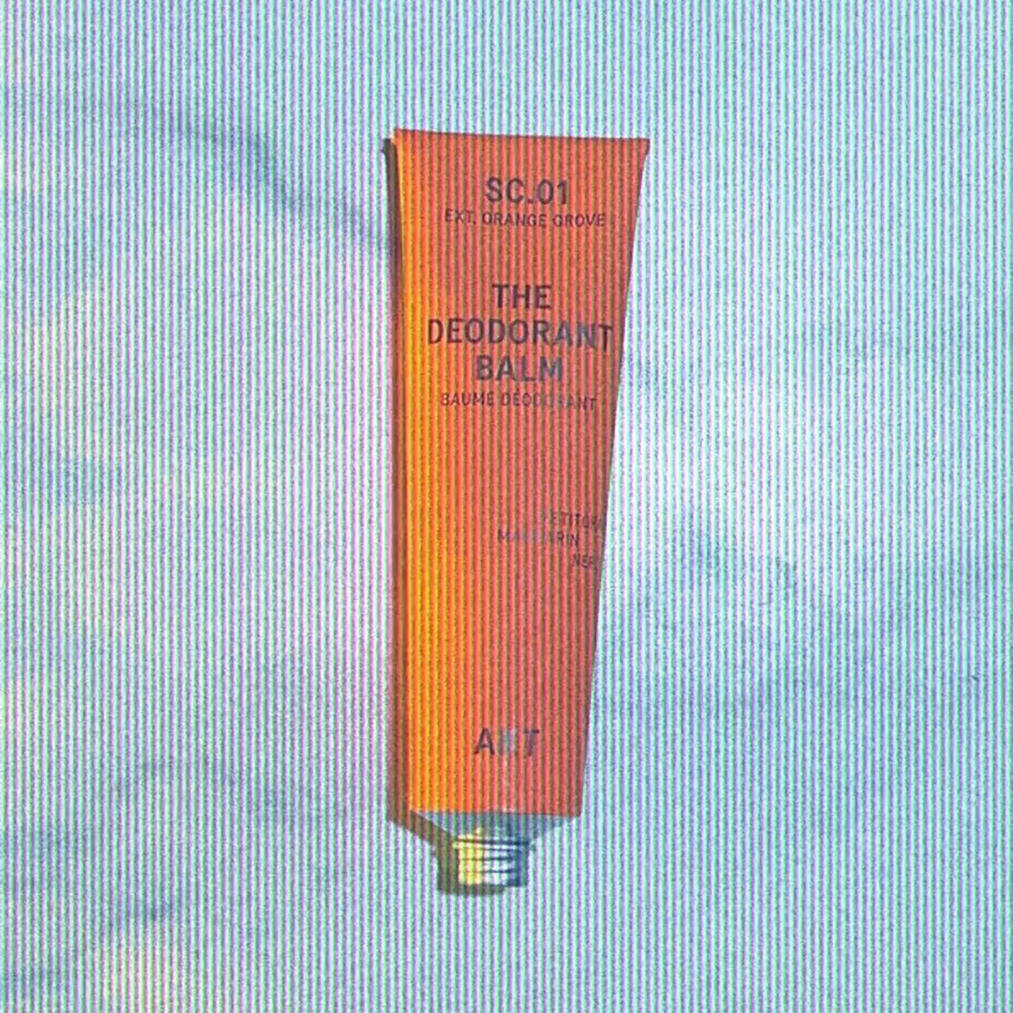 AKT_CON_MAN_VHS_01_00246607.jpg