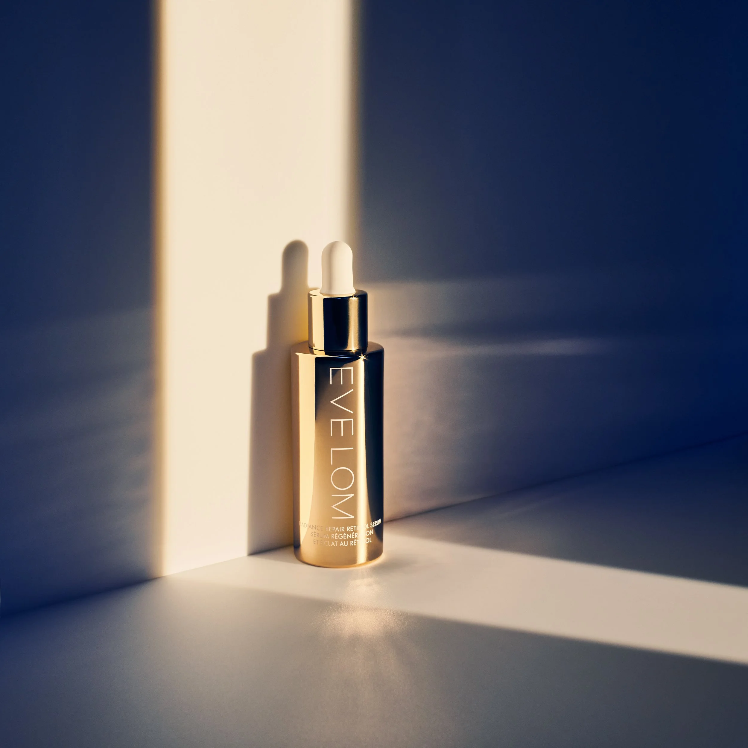 _EVEOLON_CONT_SERUM_SE_01067 copy_sesselind.jpg
