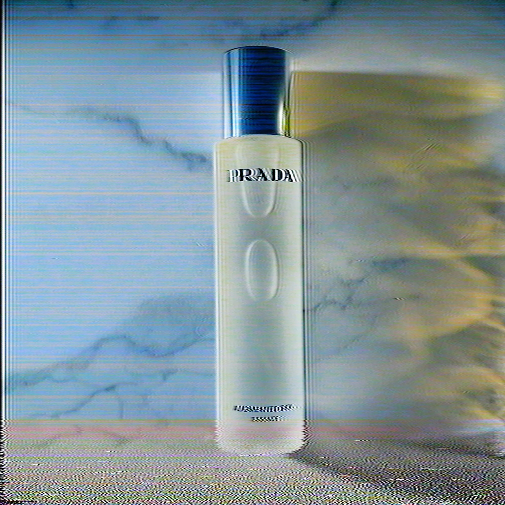PRADA2_CON_MAN_VHS_01_00243513.jpg