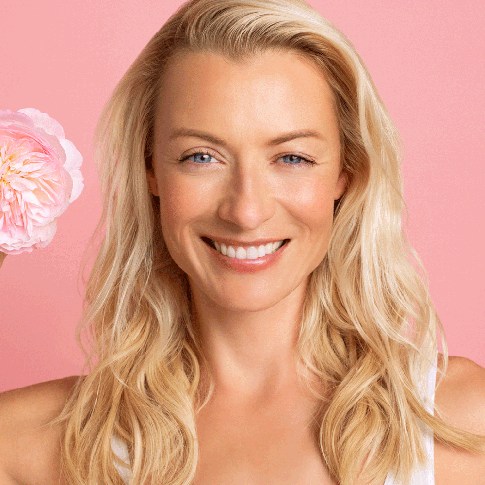 ELEMIS_PCROSECLEANSINGBALM_ANIMATION_PUSH+ROSE+TO+CAMERA_1080X1080.gif