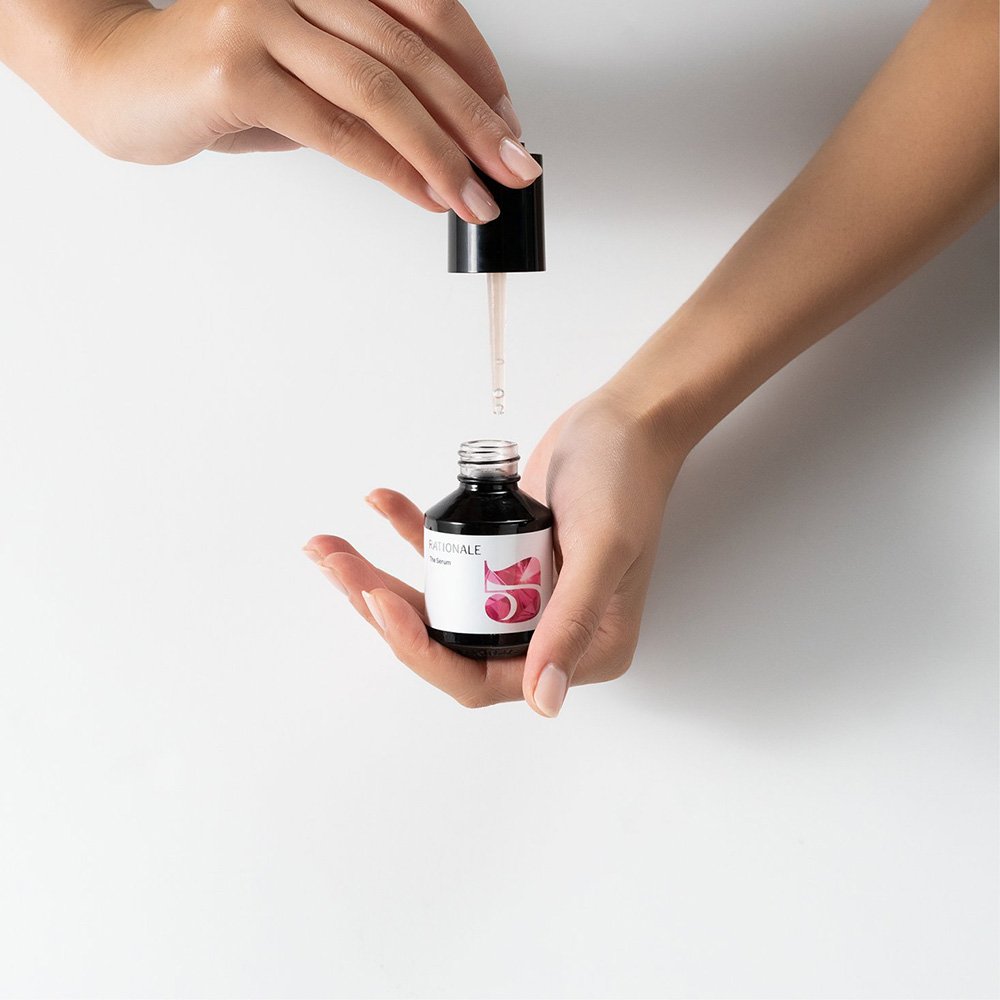 5-SERUM-InHand.jpg