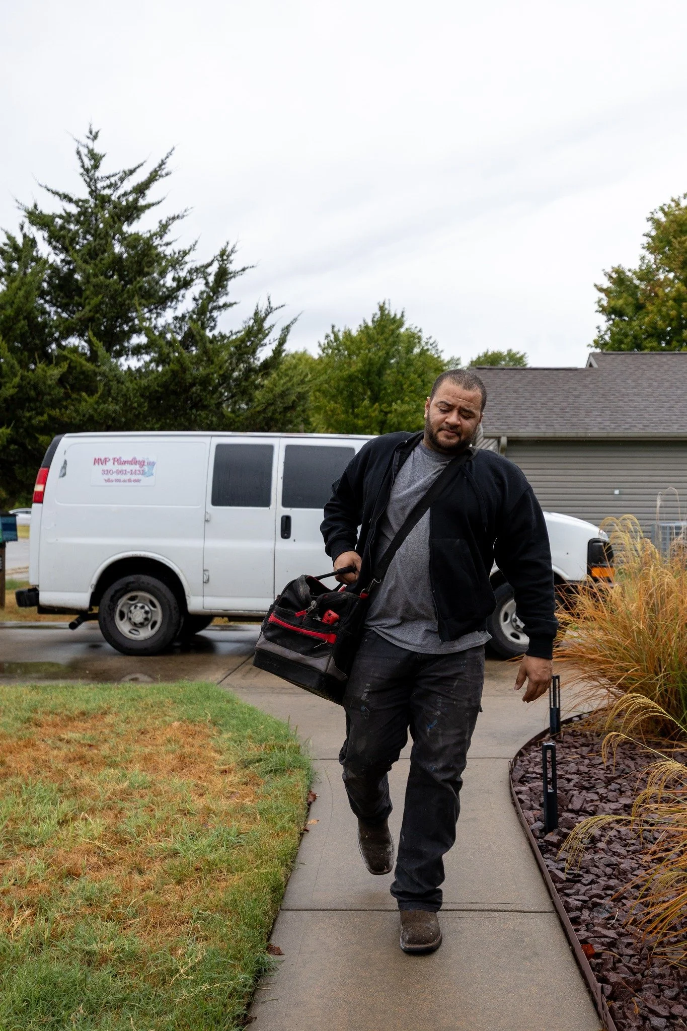 The best plumbing problems are the ones you catch before they become emergencies.

Our technicians take the time to inspect what&rsquo;s happening, explain what they find, and help you understand your options.

When something doesn&rsquo;t look right