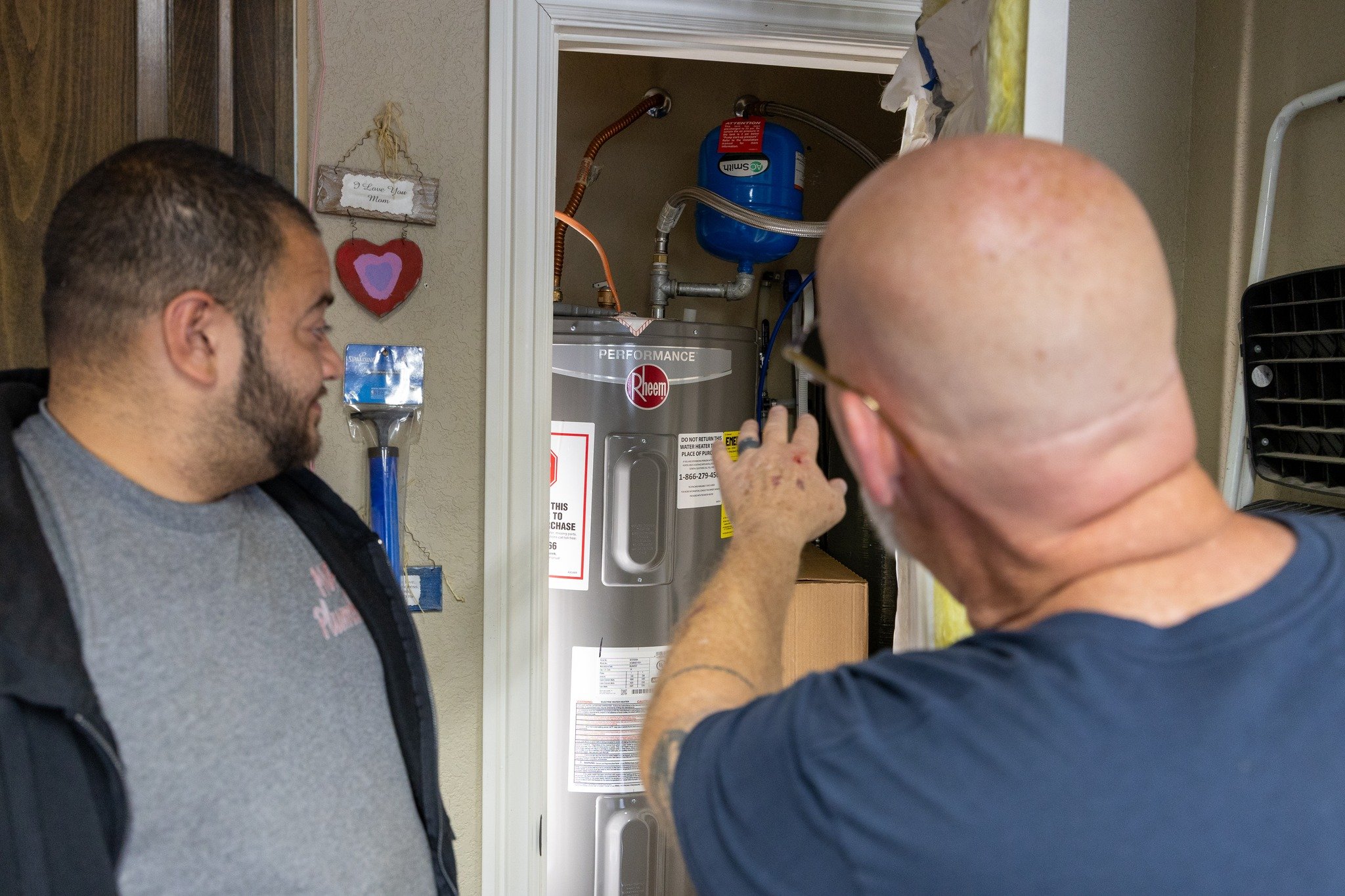 Sometimes the biggest plumbing problems are the ones you can't see.

That&rsquo;s why our technicians inspect the equipment, connections, and areas around the problem&mdash;not just what&rsquo;s immediately obvious.