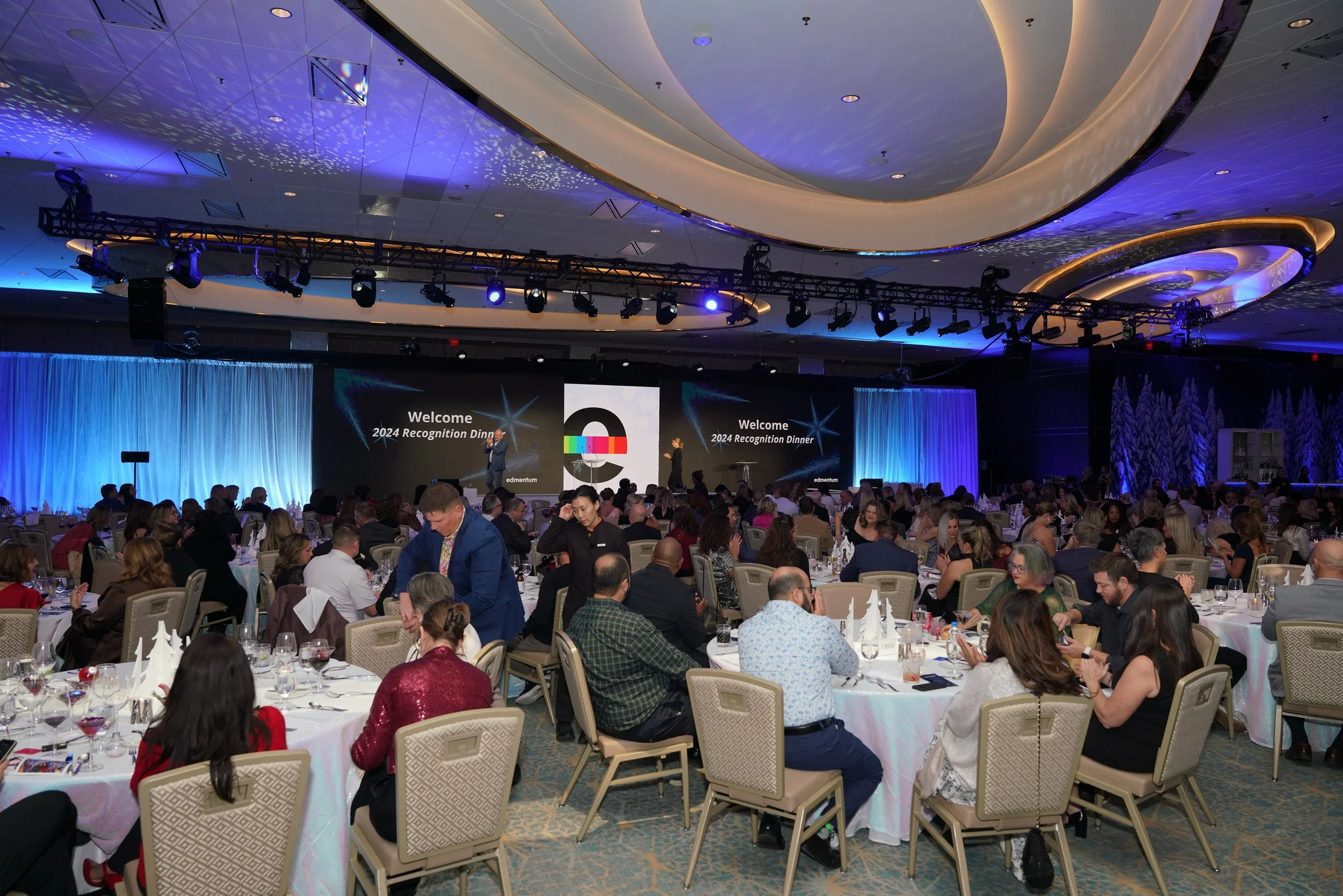 AWARDS-81.jpg