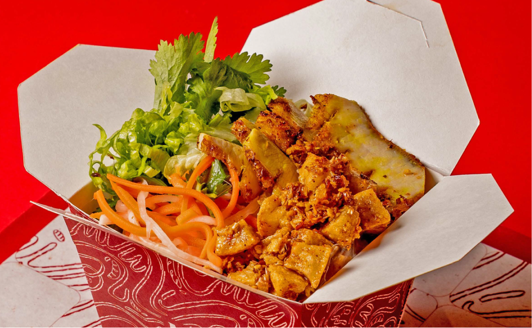 One of the Vietnamese noodle menus can available at Mi by Kao Piak Sen Bangkok delivery service