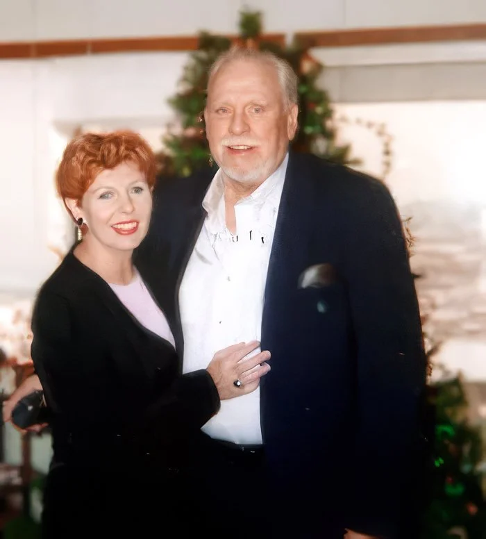 Billy Strange & Jeanne Black
They met in the late ' 50's, finally found each other again in the '90's, and married in 1999.