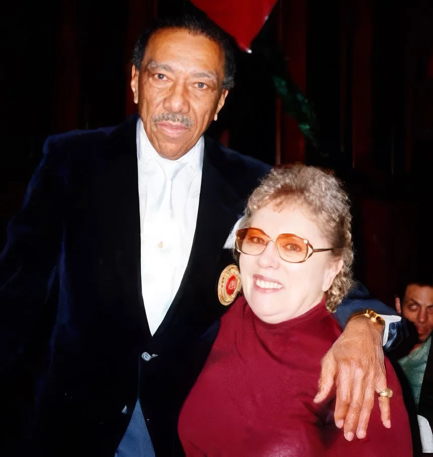 Earl Palmer and Carol
My Dear Friend, the Great Earl Palmer and Me
at Chadney's, Dec. 15, 1998. Earl played drums on great hits by James Brown, Fats Domino, Sam Cooke, Richie Valens, Righteous Bros., Ray Charles, Sonny & Cher, Vickie Carr, Frankie La