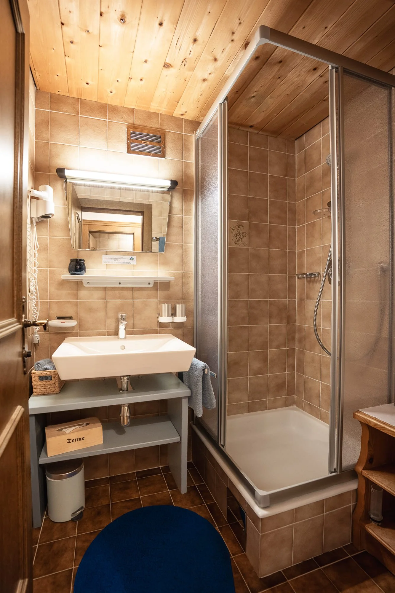 tenne_zimmer_20260810_04_wasser.jpg