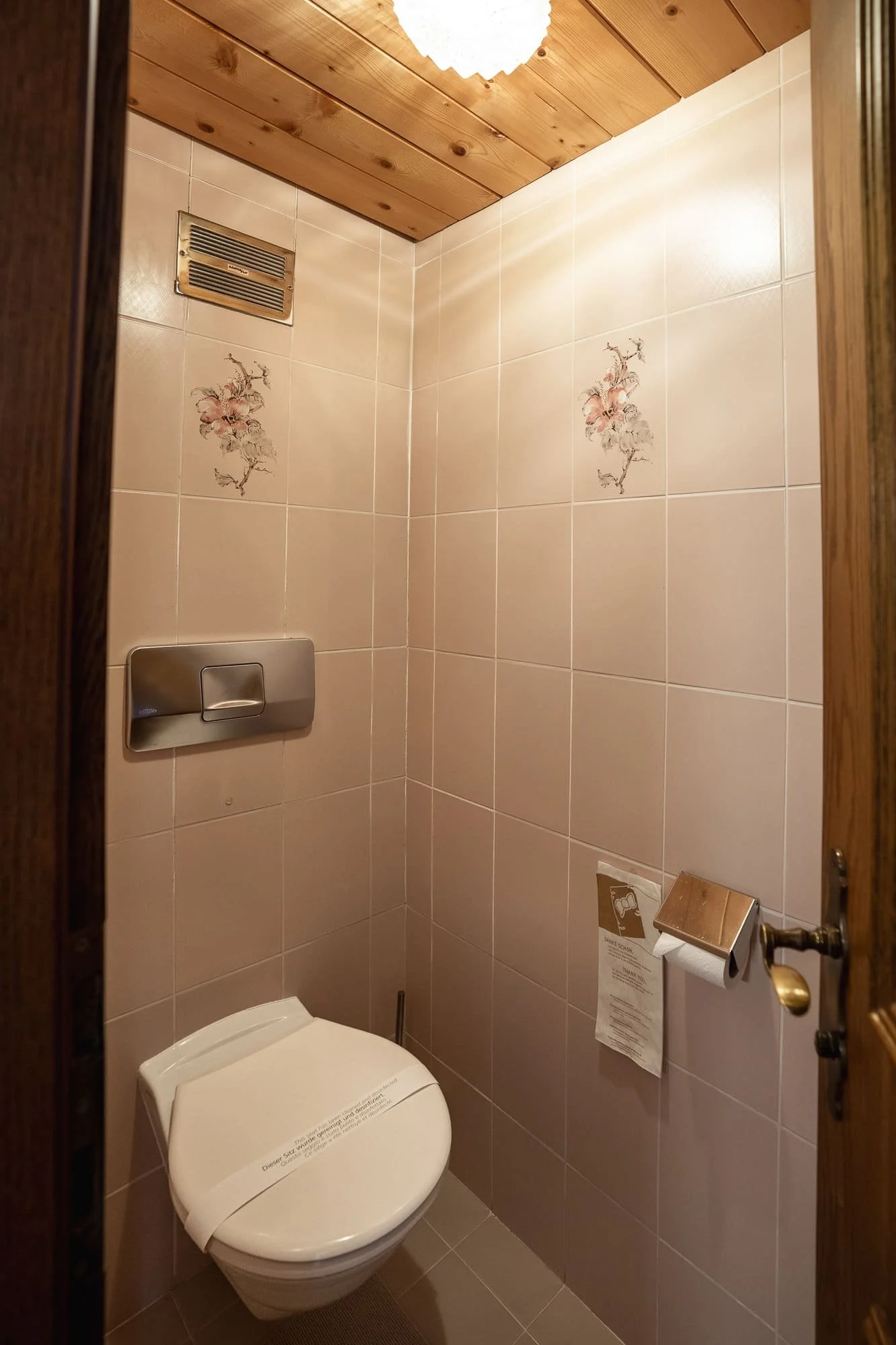 tenne_zimmer_20260810_05_tischler.jpg