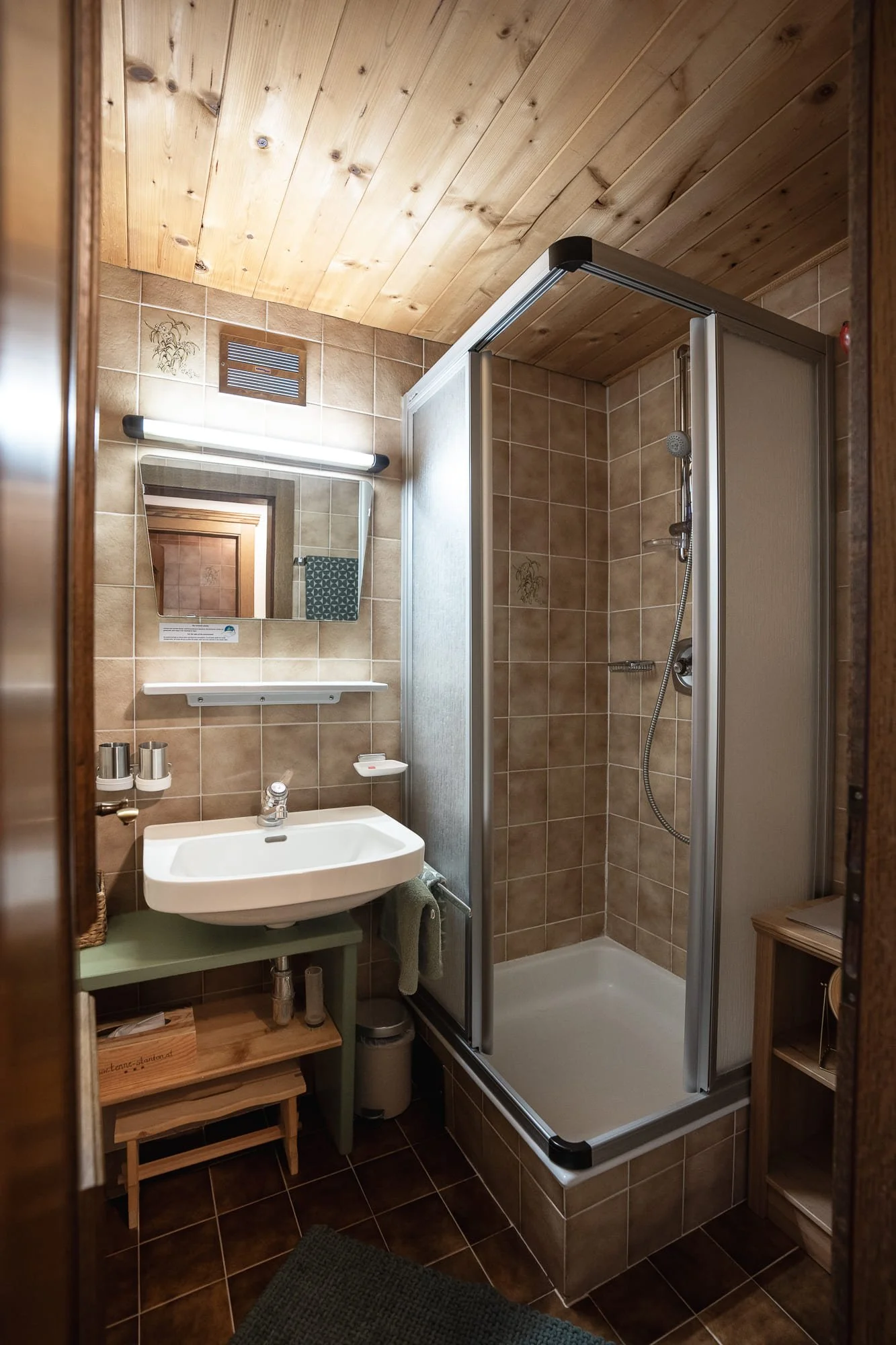 tenne_zimmer_20260810_03_wald.jpg