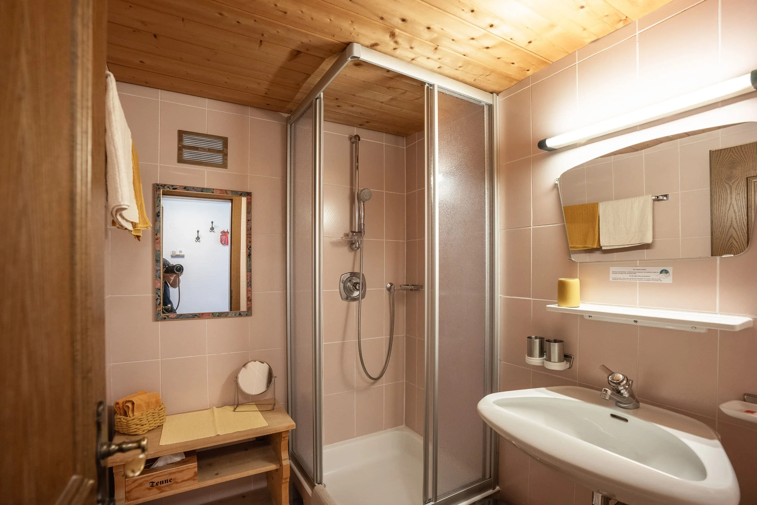 tenne_zimmer_20260810_10_weber.jpg