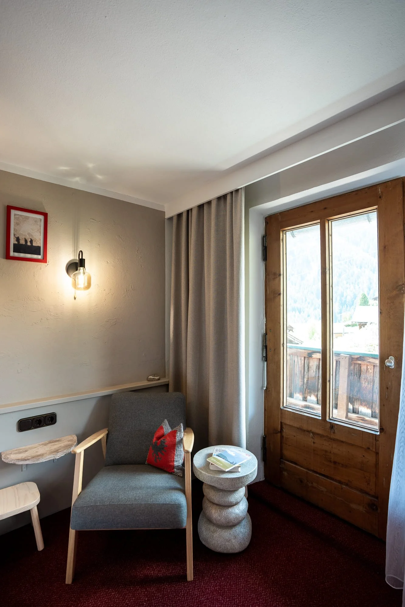 tenne_zimmer_20260810_04_berg.jpg