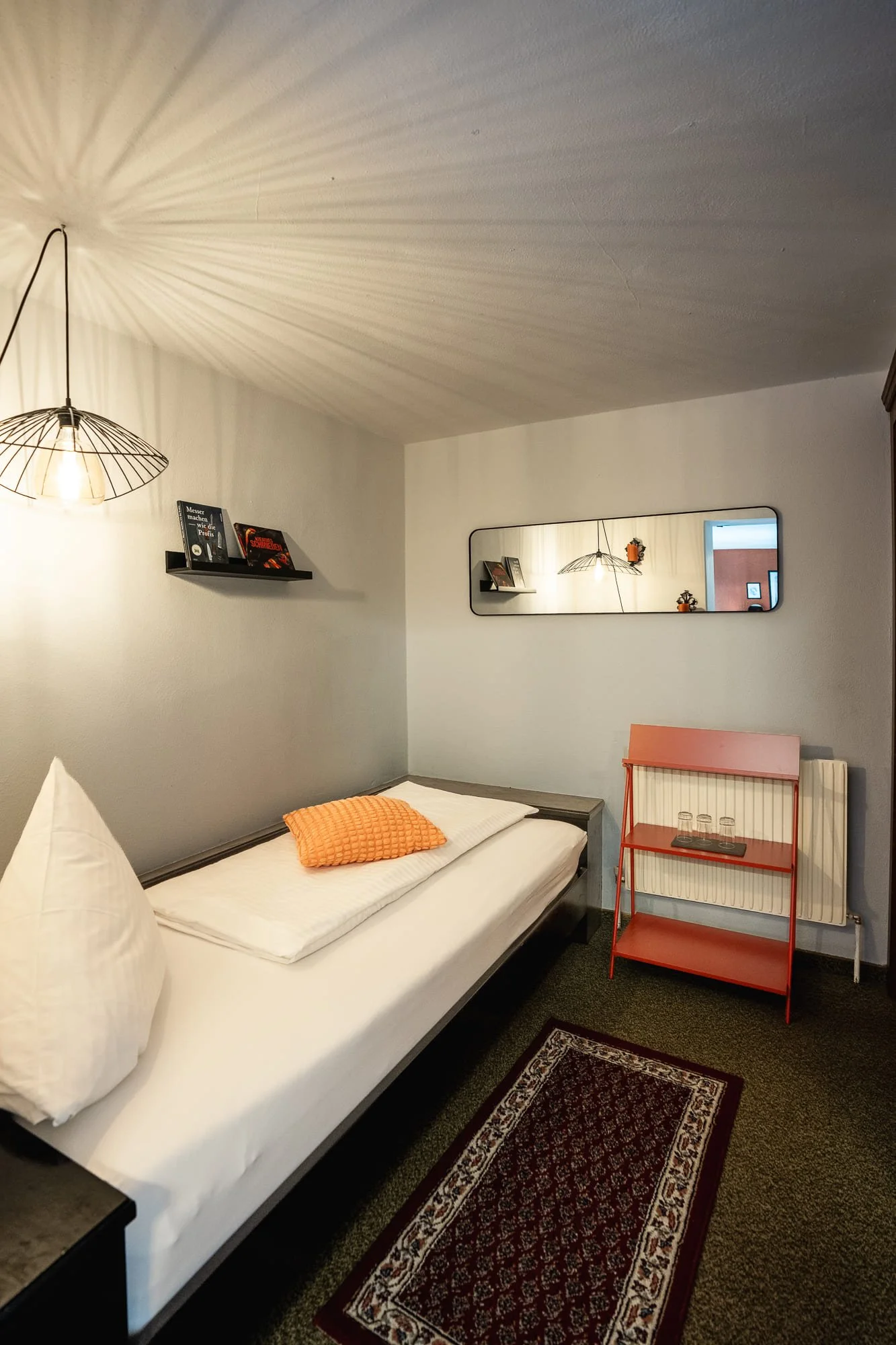 tenne_zimmer_20260810_02_schmid.jpg