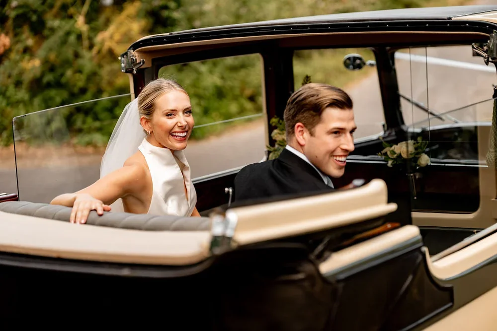 sophie-todd-voewood-wedding-emily-andrew-5.webp