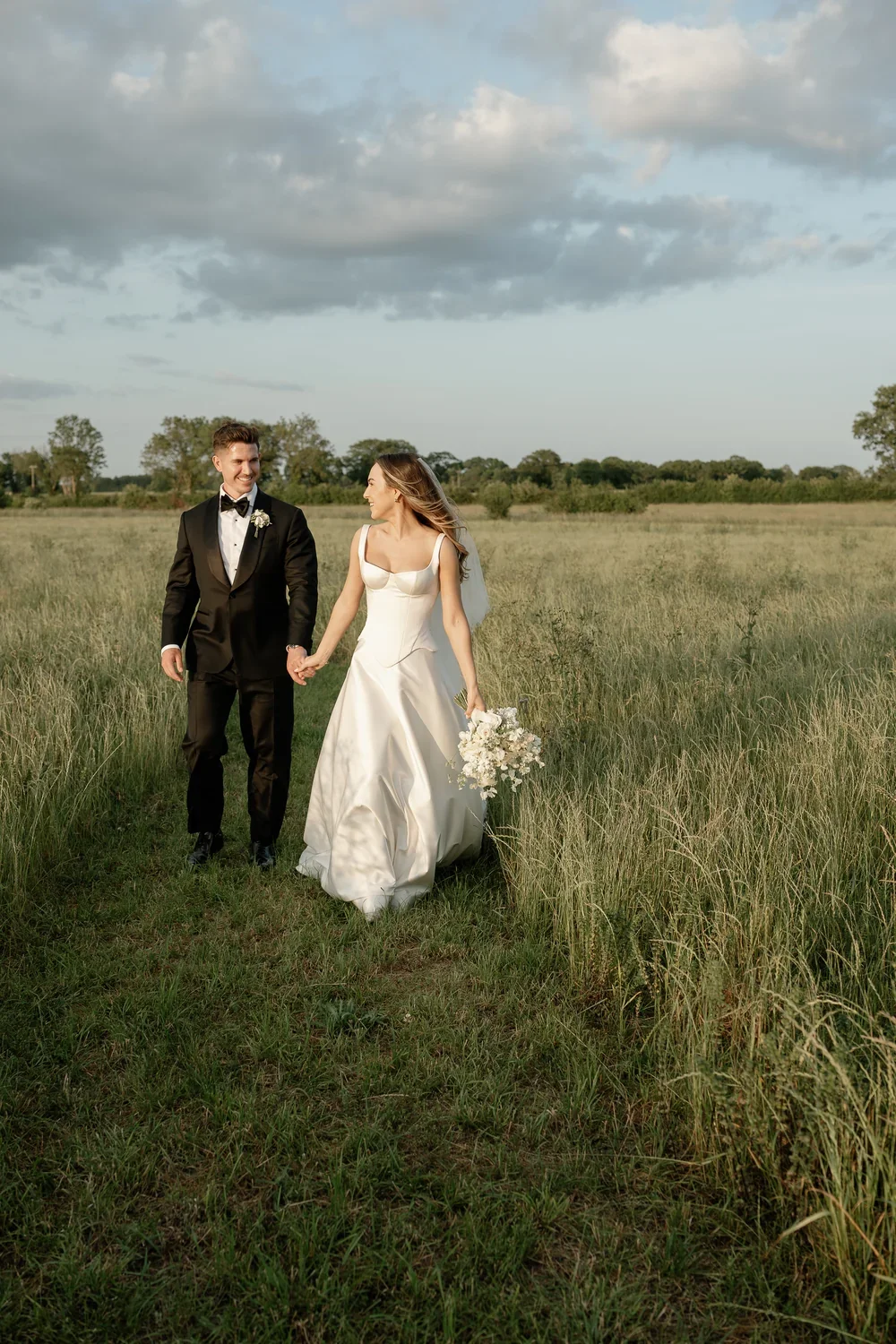garden-wedding-emily-andrew-3.webp