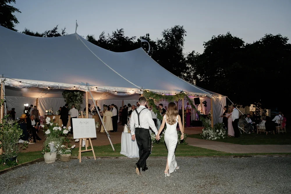 garden-wedding-emily-andrew-4.webp