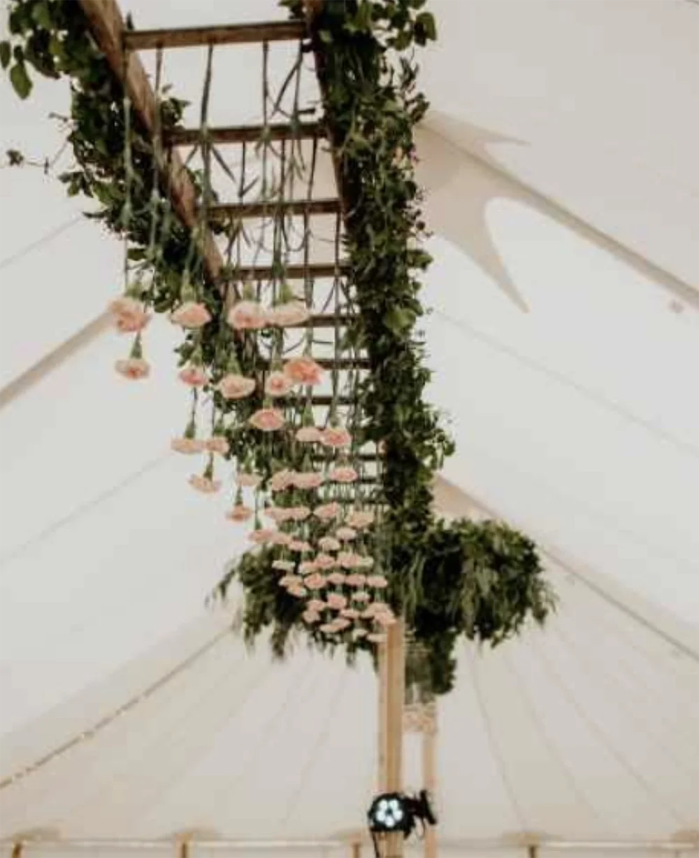 floral-marquee-decor-5.webp