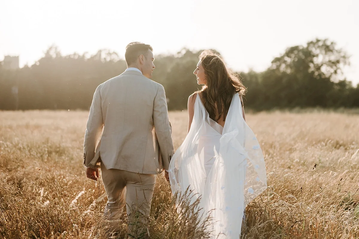 How to Cope with An Extremely Hot Wedding Day
