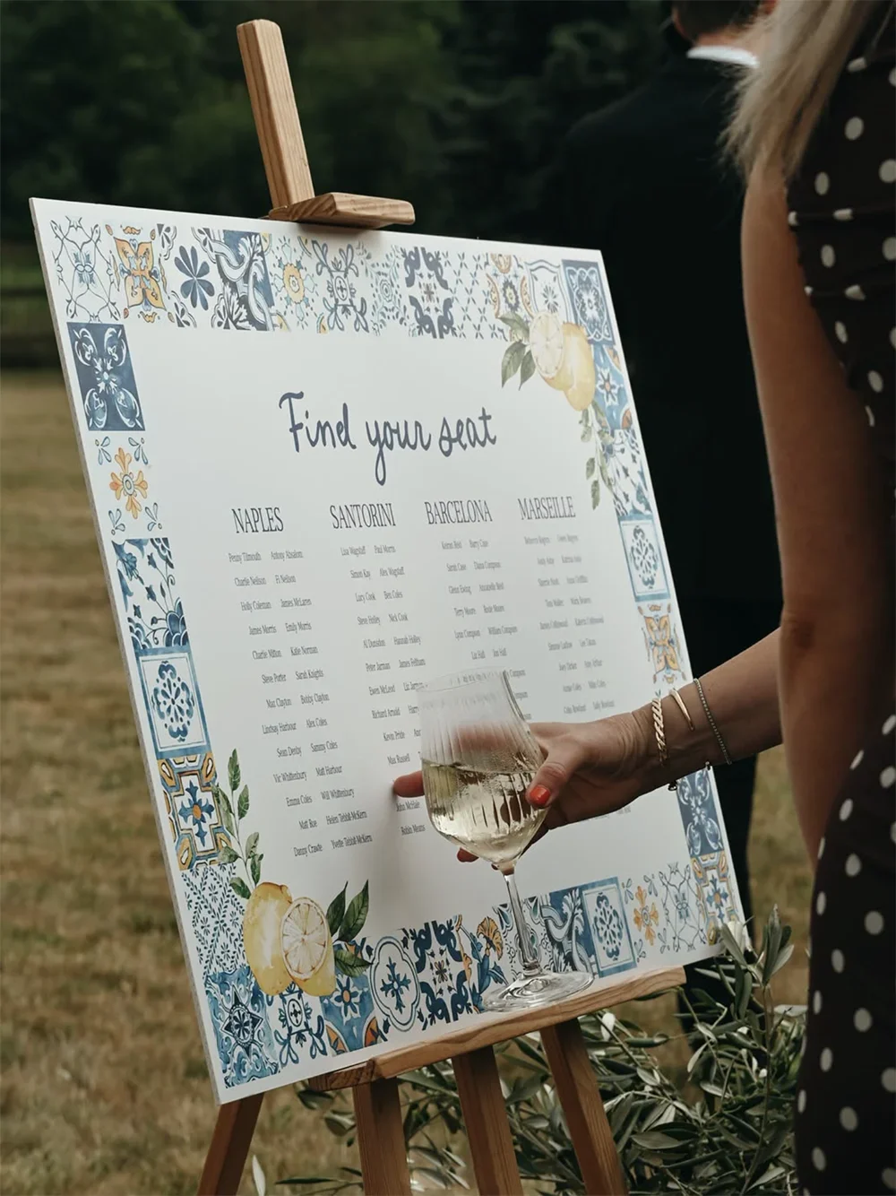 A wedding reception seating plan in a Mediterranean style
