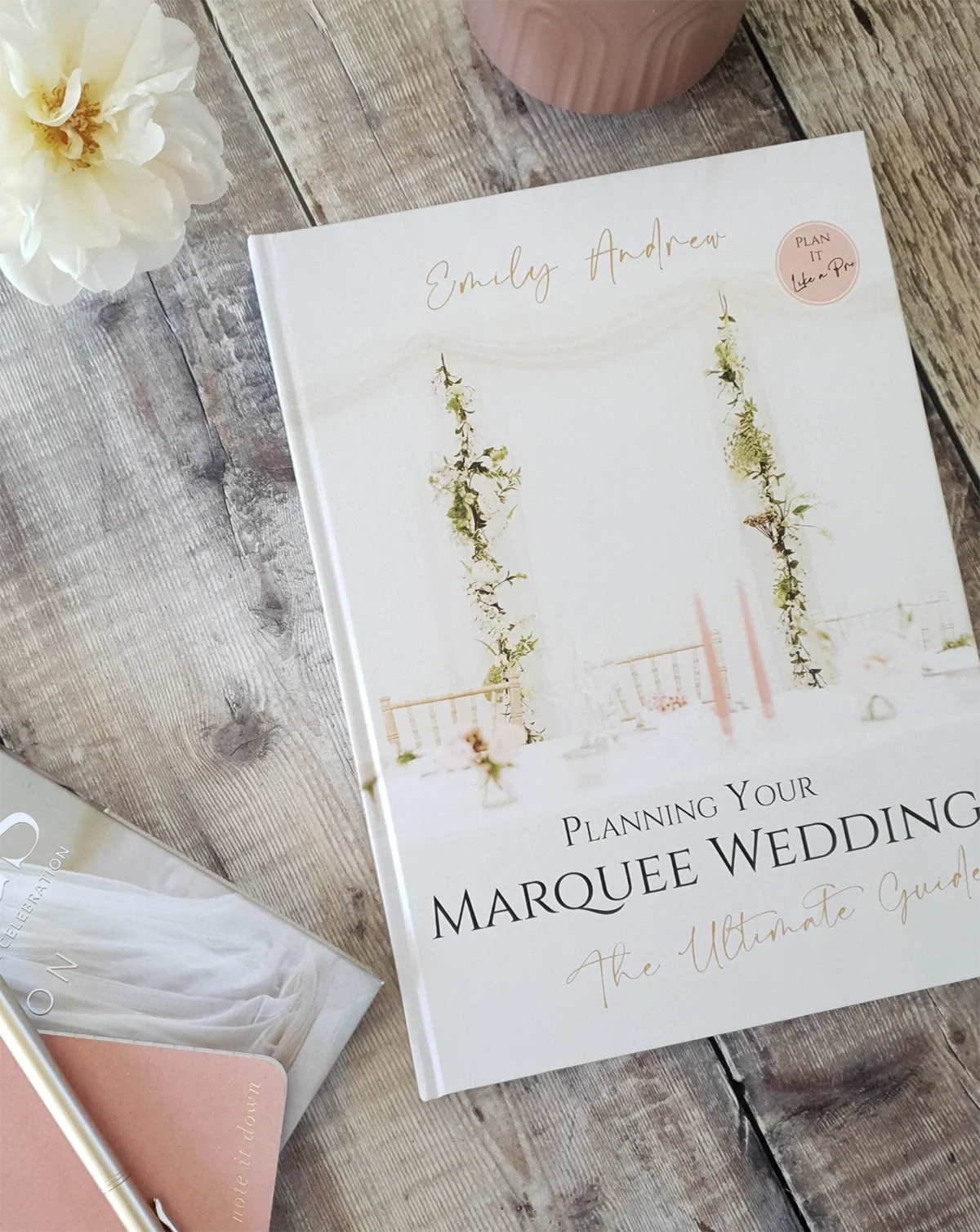 the-ultimate-guide-to-planning-your-marquee-wedding-1.webp