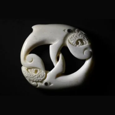 TOHORA , HUMPBACK WHALES ‘KA KAITIAKI WHENUA’ 