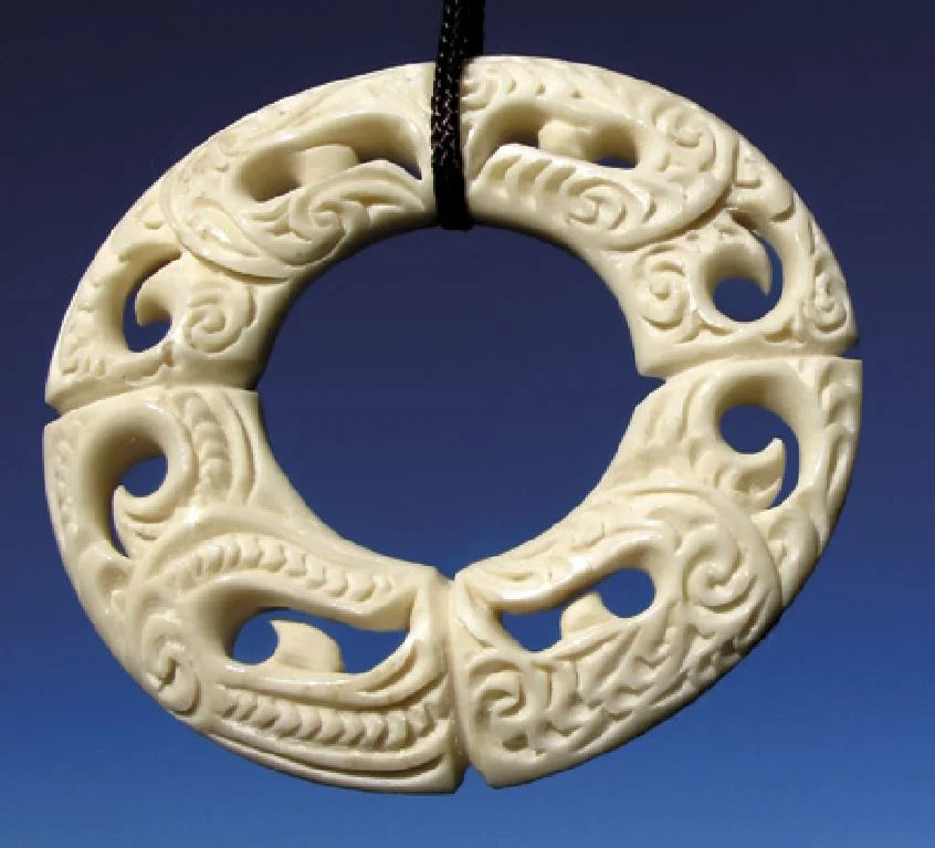 The four manaia faces here depict another abstract concept, that of Ng&nbsp; Hau e Wh ā , the four winds. This is a traditional poetic reference to those who come from, or are travelling to, distant places