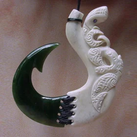 matau-maui-pounamu.jpg