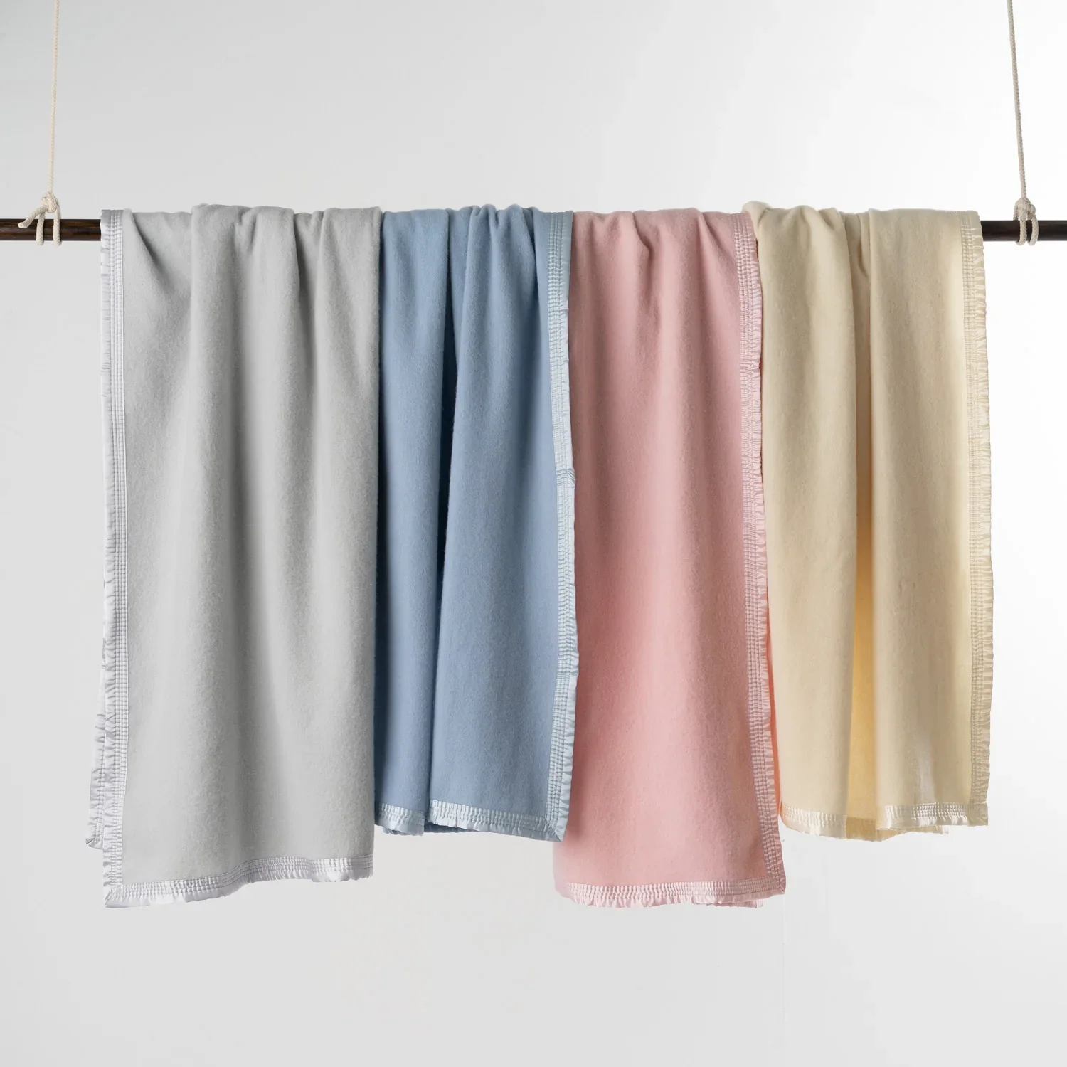Onkaparinga - Australian Wool Baby Cot Blanket