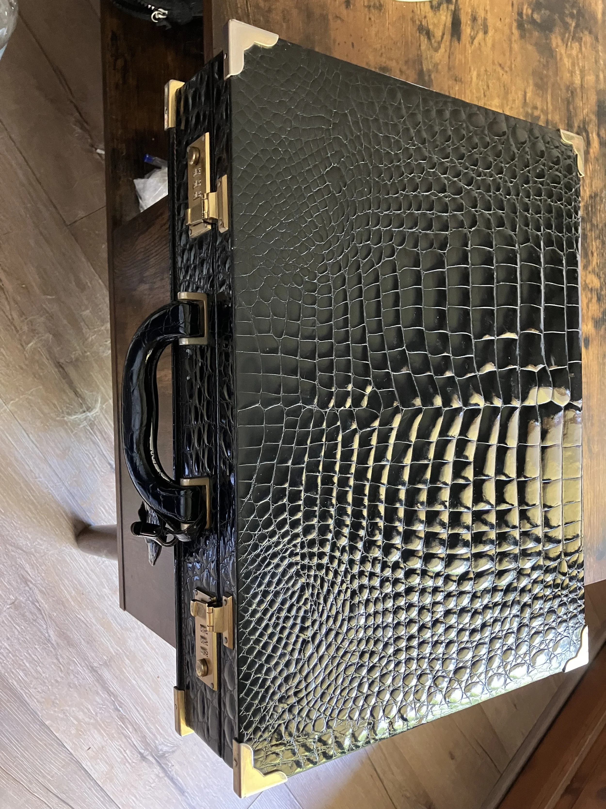 BALLY ORIGINAL VINTAGE CROCODILE BRIEFCASE SPECIAL CLIENT ORDERED