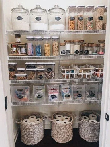 Pantry 6.jpg