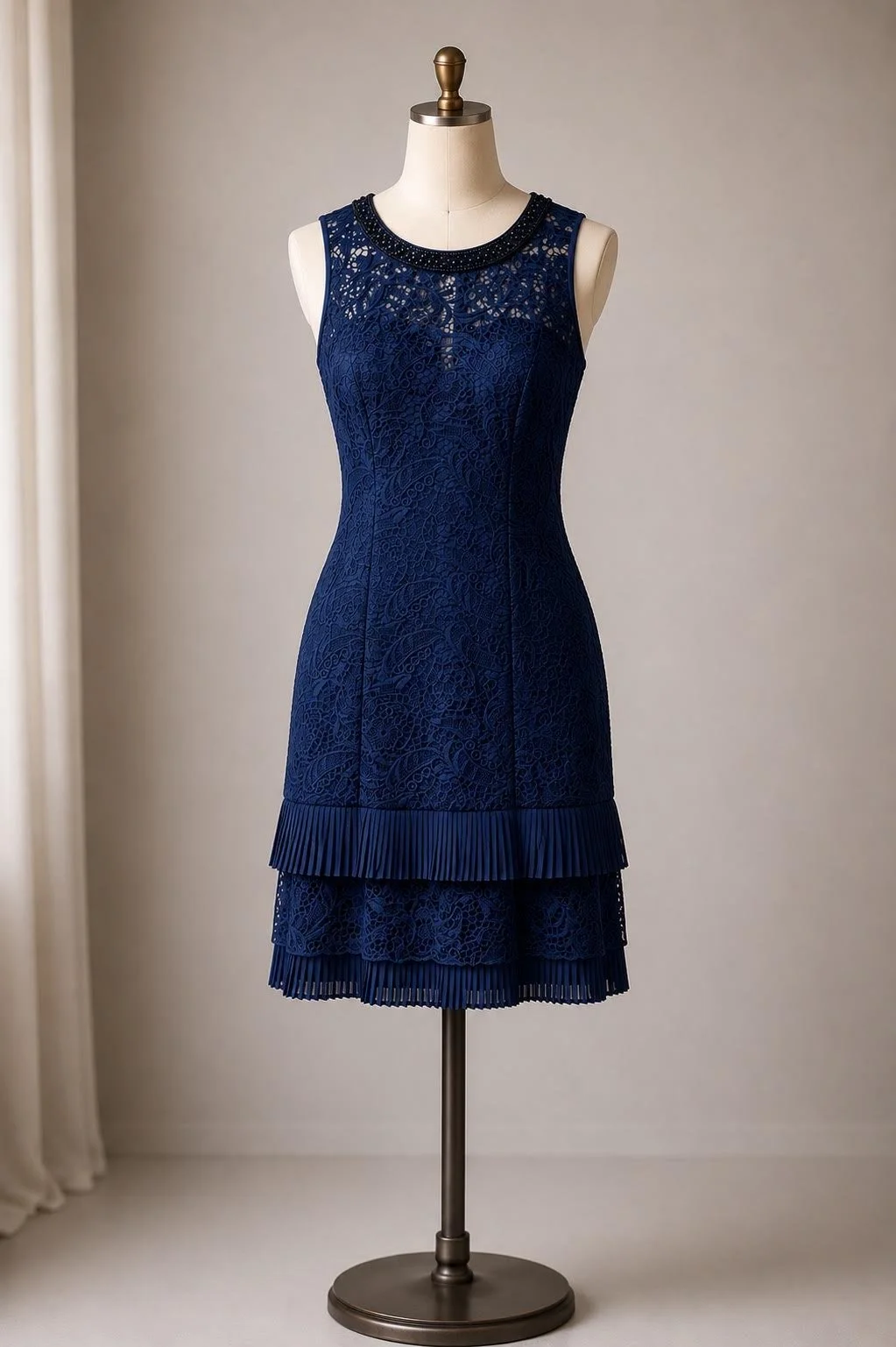 Review Midnight Blue Lace & Pleated Tier Dress