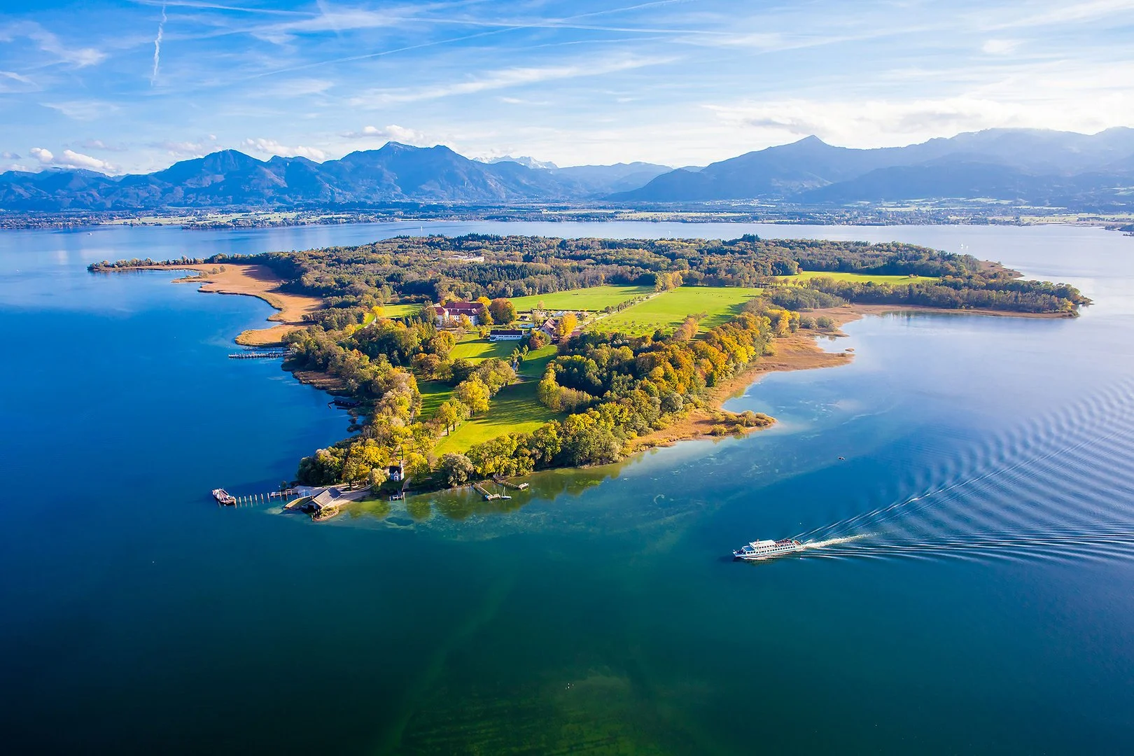 der-chiemsee-dec88649-19c3-4391-a40b-bd4747b635f0.jpg