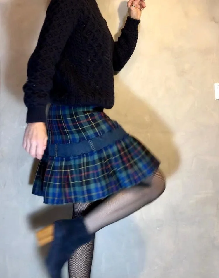 sid skirt 2.jpg