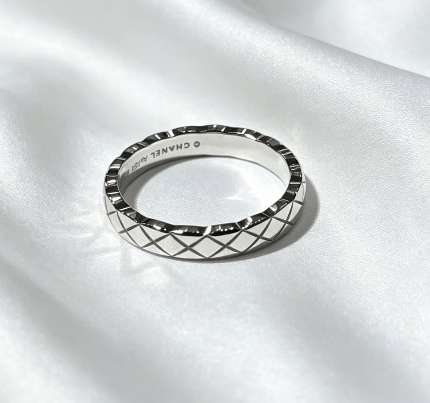 Chanel 18K White Gold Diamond Pattern Ring