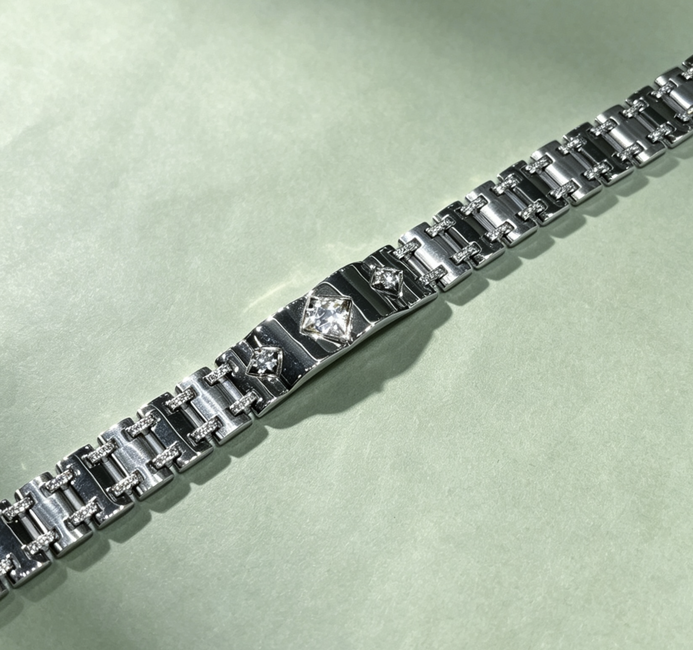 18K白金鑽石軟手鏈 d-0.241CT, d-0.762CT （六福）1兩05分7