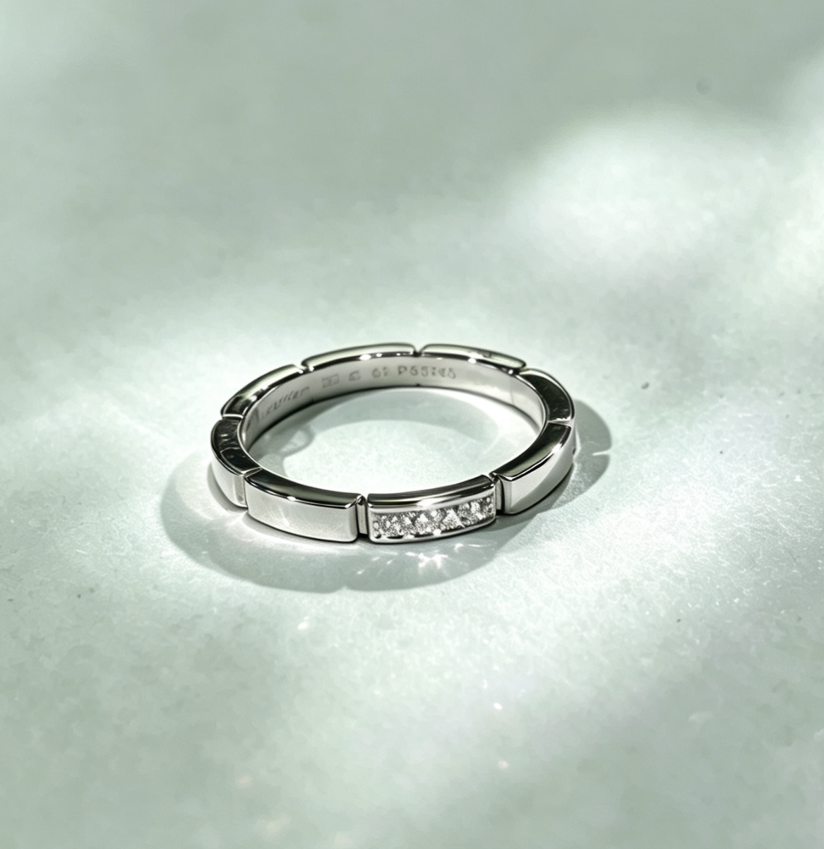 Cartier 18K白金鑽石戒指4d 1錢 3分5 (PS5745)(61圈）（公價$14,700)(上行紙)