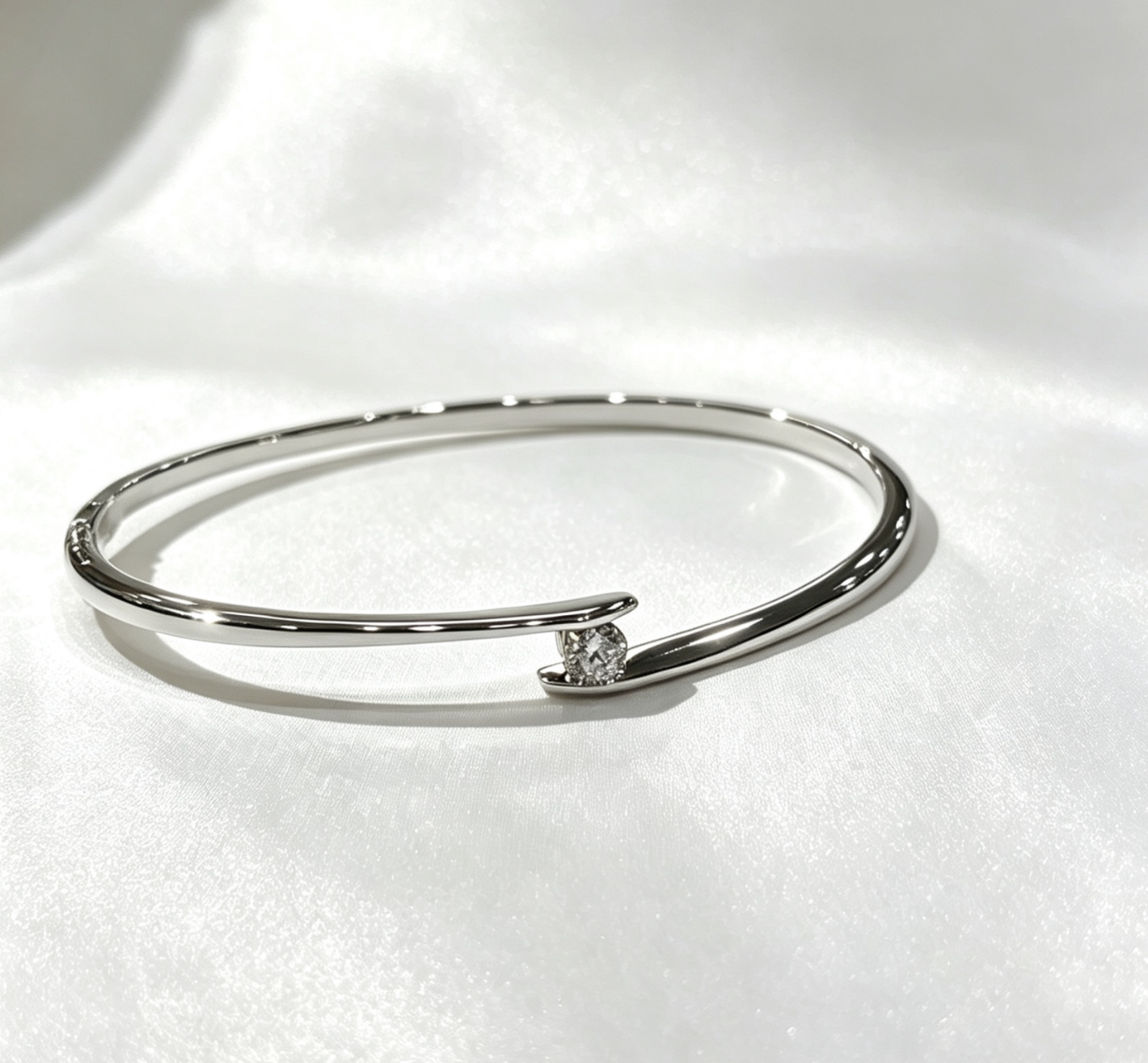 18K White gold diamond bangle D-0.26CT