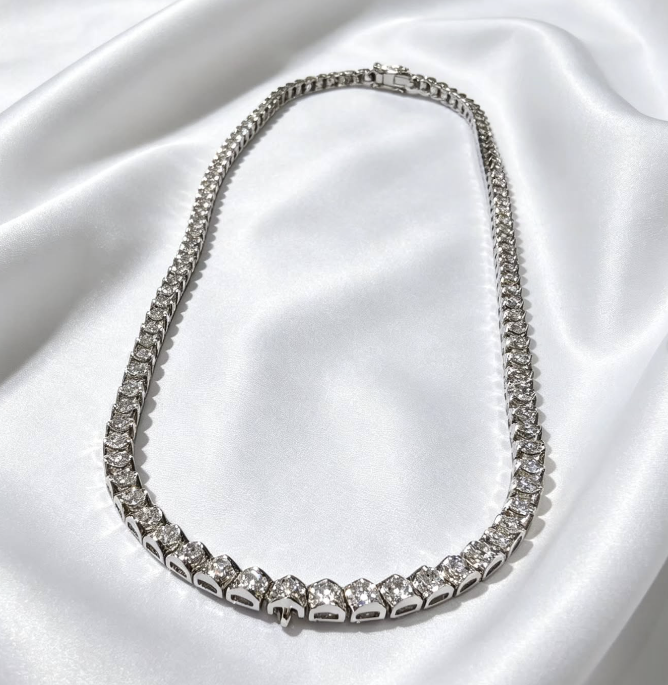 CTF 18K white gold diamond necklace, 121D-6.12CT