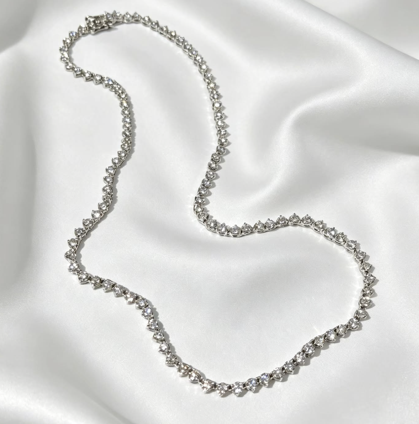 CTF 18K white gold diamond necklace, 115D-10.52CT