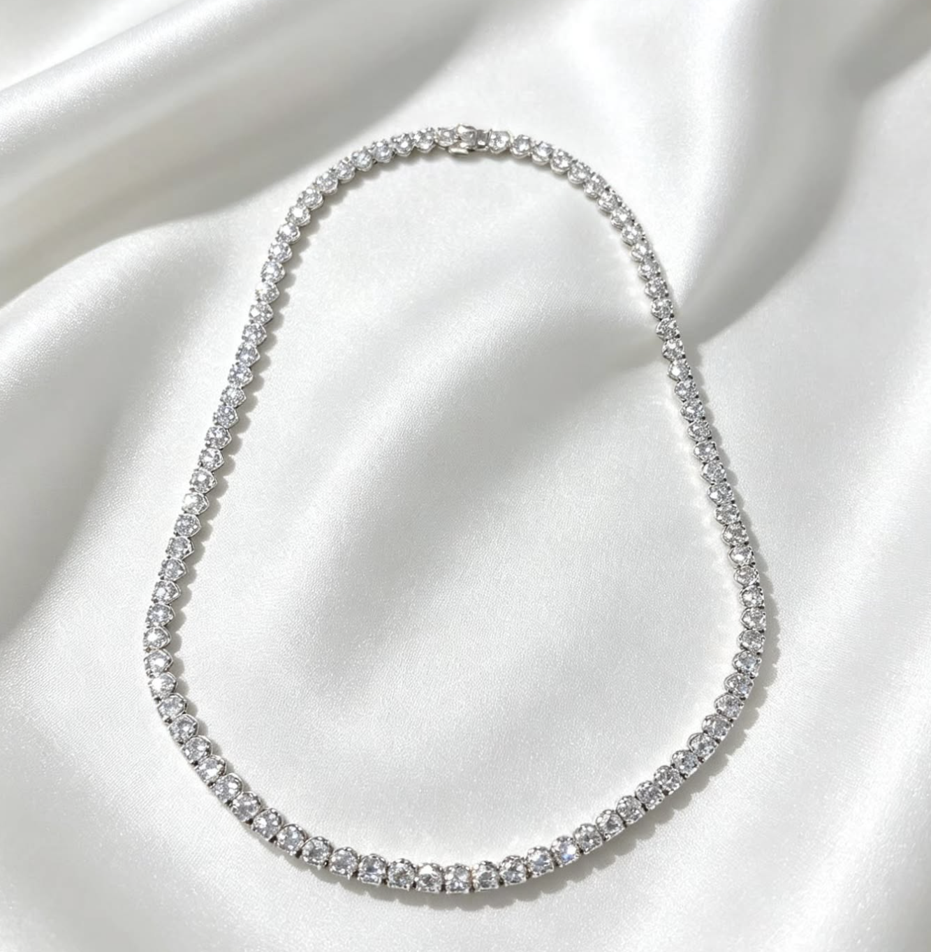 18K white gold diamond necklace, 97D-18.94CT (CTF)